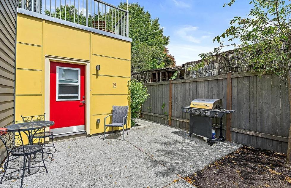 Salmonberry In Wallingford - 97 Walkscore! * Seattle